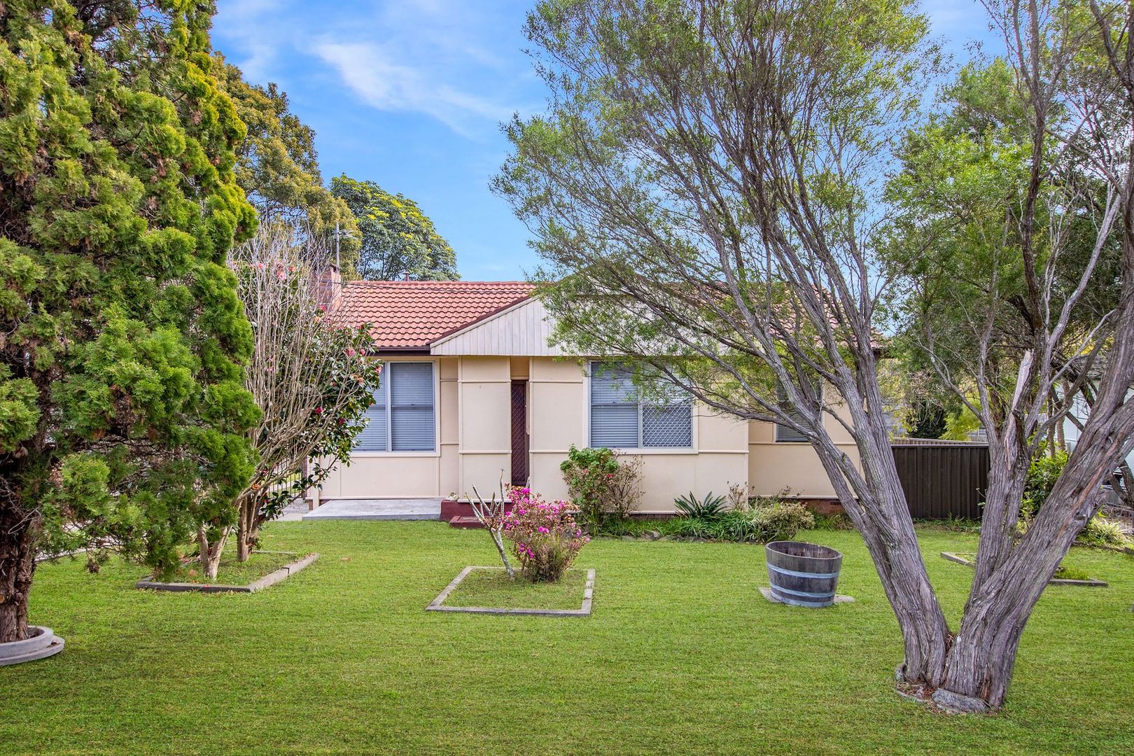 15 Blackbutt Parade, Kotara South NSW 2289, Image 1