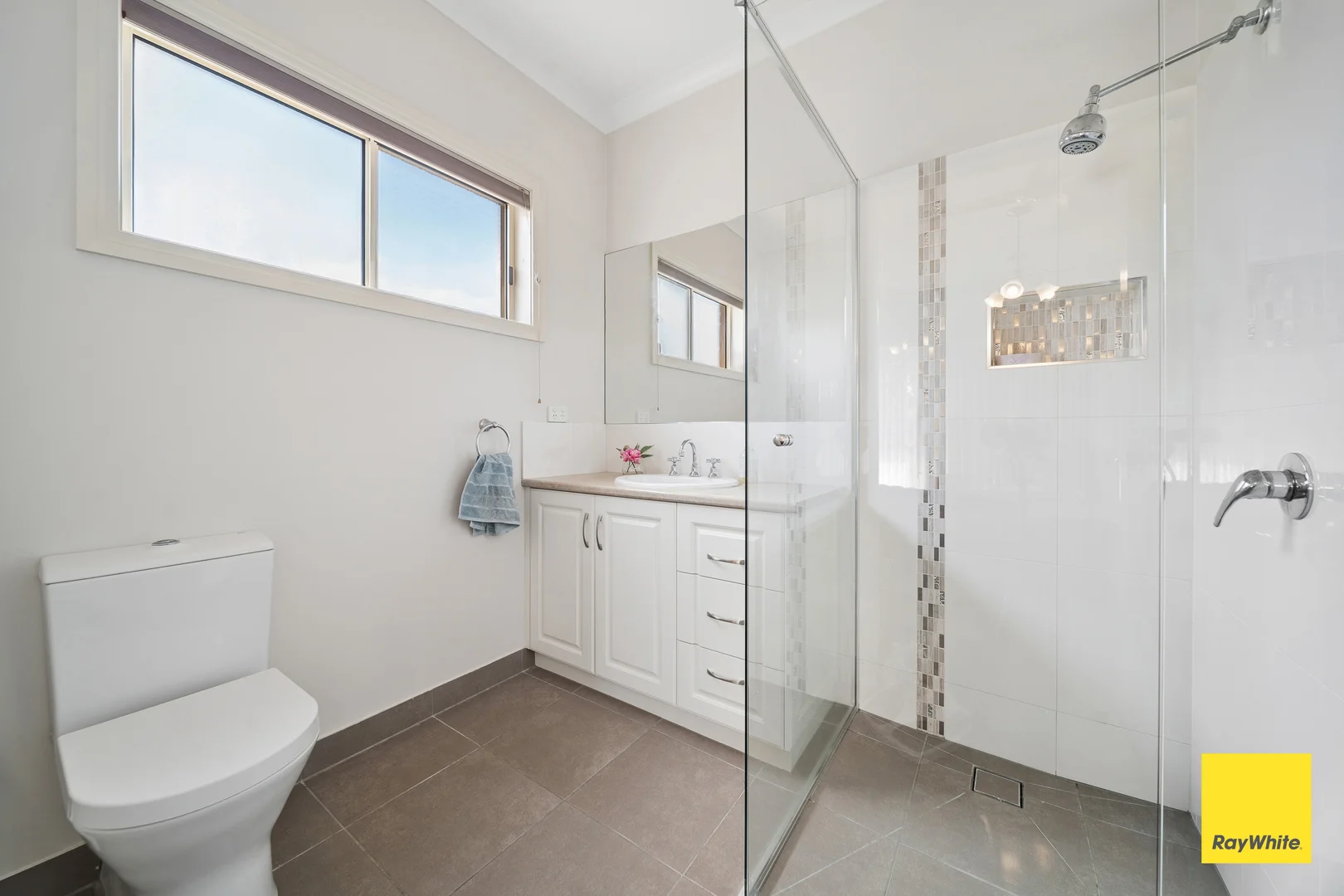 Additional image 9 of 12 Weatherby Drive, Strathdale VIC 3550