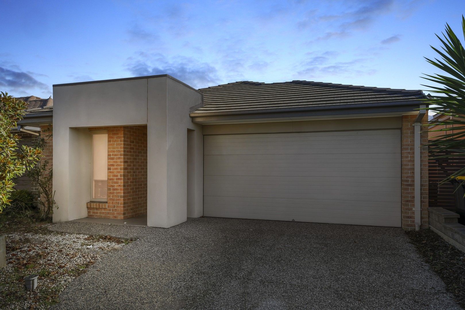 4 bedrooms House in 13 Red Brush Drive KEYSBOROUGH VIC, 3173