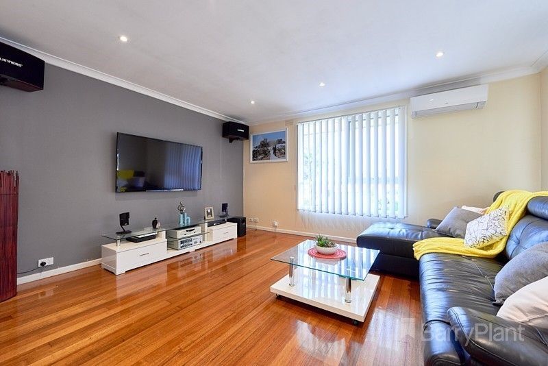 2 bedrooms Apartment / Unit / Flat in 4/67 Albert Avenue SPRINGVALE VIC, 3171