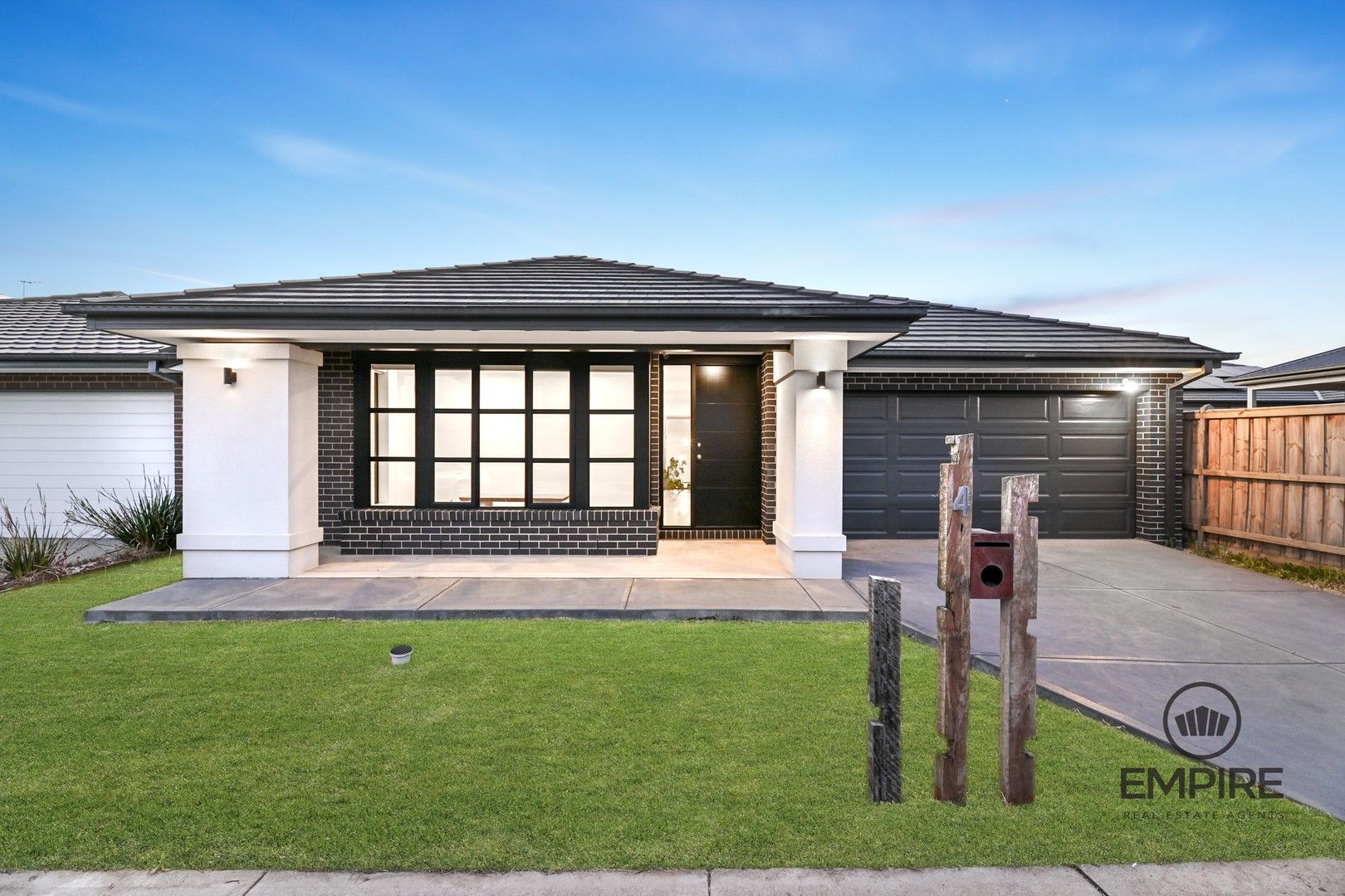 4 bedrooms House in 4 Integral Street CLYDE VIC, 3978