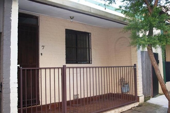 Picture of 7 Lackey Street, ST PETERS NSW 2044