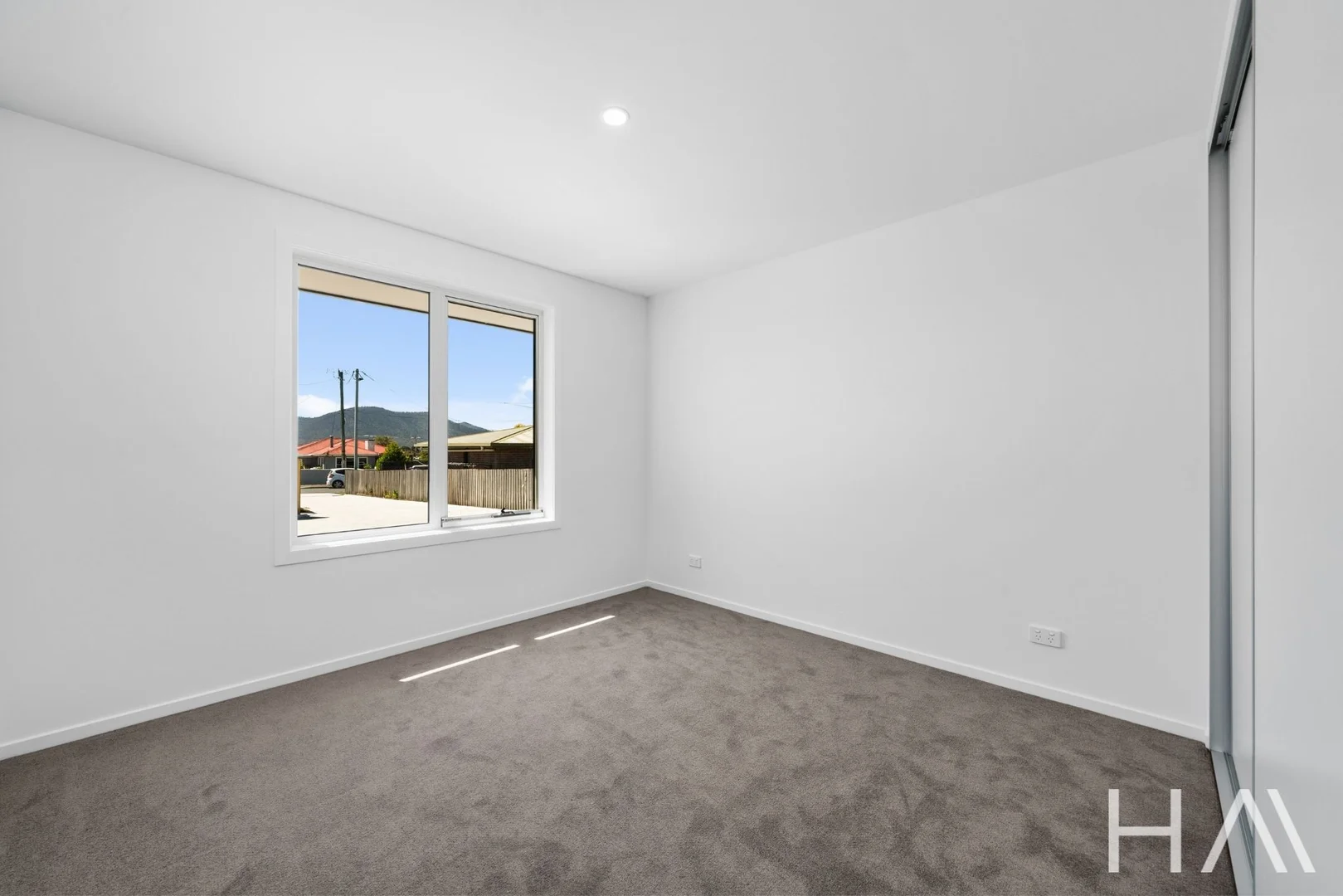 Additional image 10 of 2/8 Kenbrae Avenue, Glenorchy TAS 7010