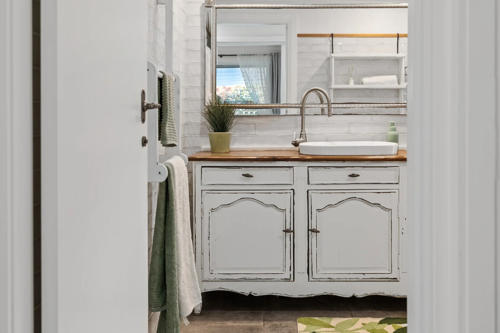 Additional image 16 of 28 Jabiru Avenue, Burleigh Waters QLD 4220