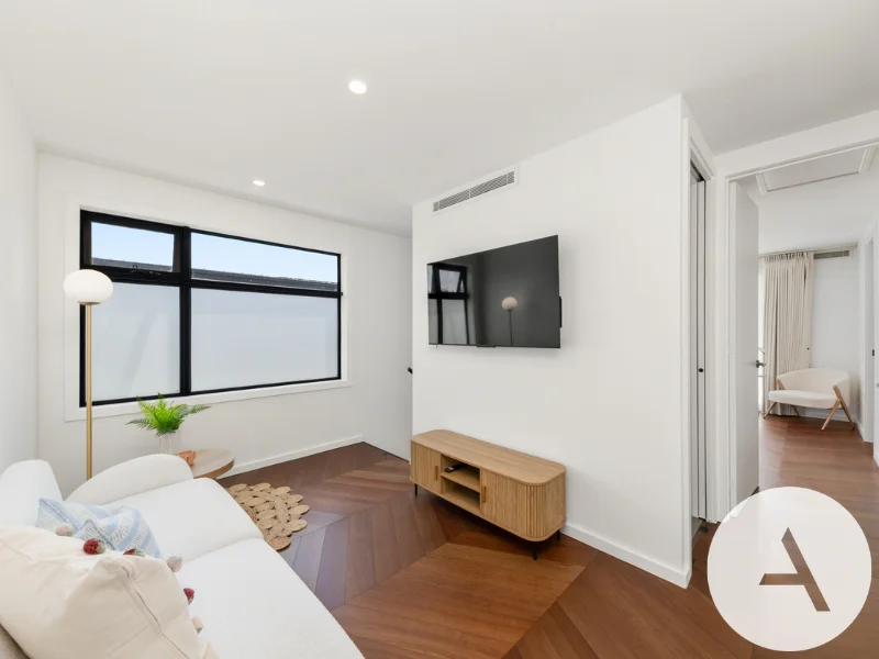 Additional image 18 of 67 Cygnet Crescent, Red Hill ACT 2603