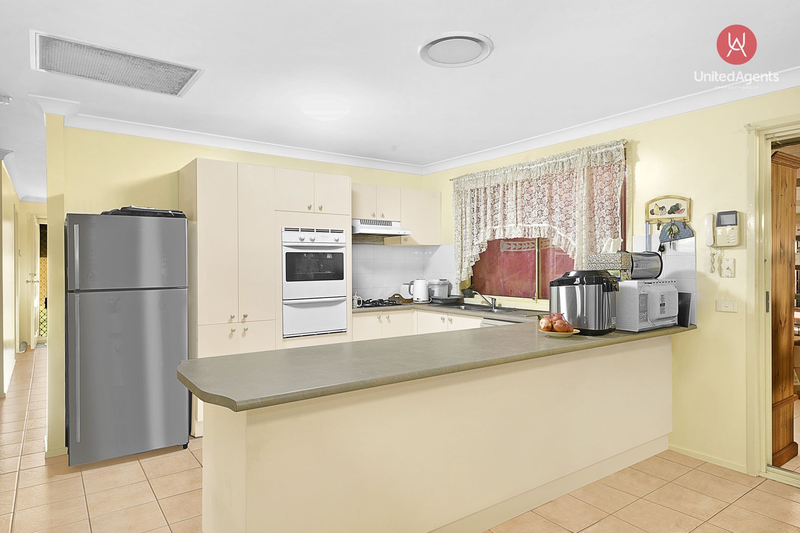 62 Athlone Street, Cecil Hills NSW 2171, Image 2