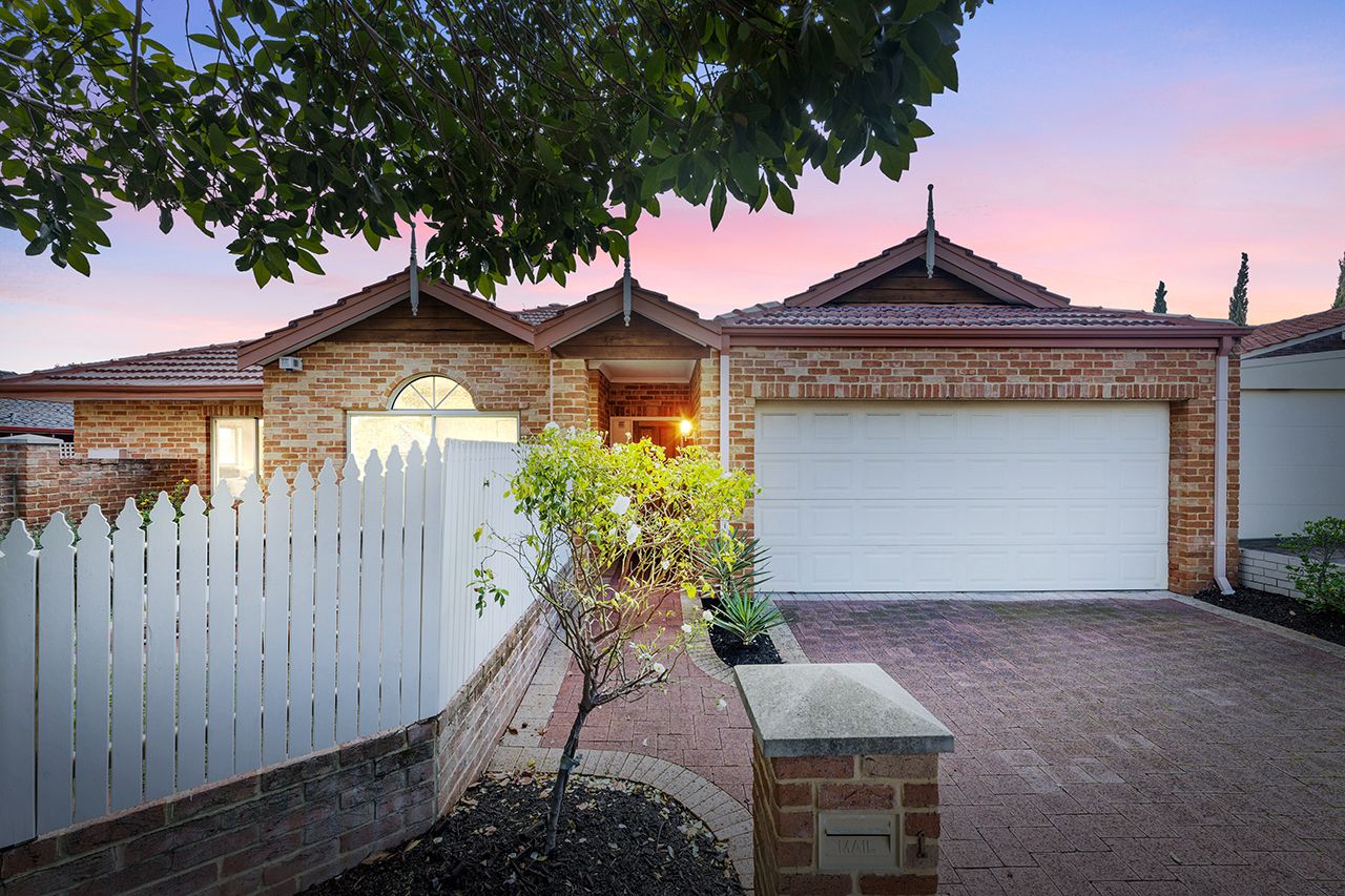 3 bedrooms House in 1/36 Henley Street COMO WA, 6152