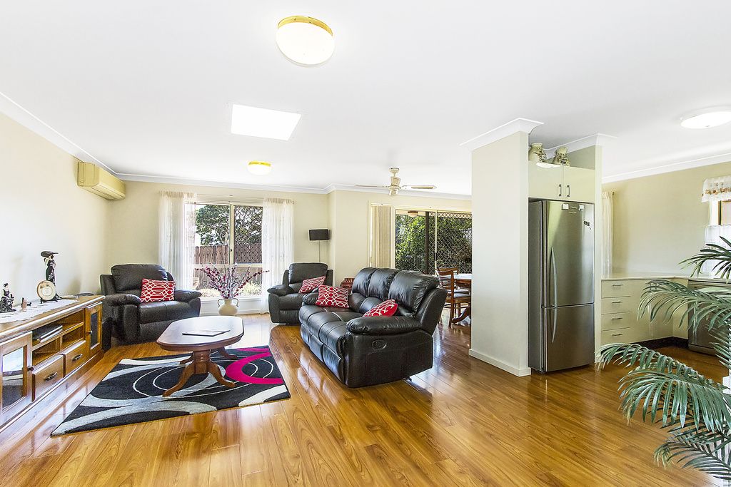 2/8 White Street, East Gosford NSW 2250, Image 1