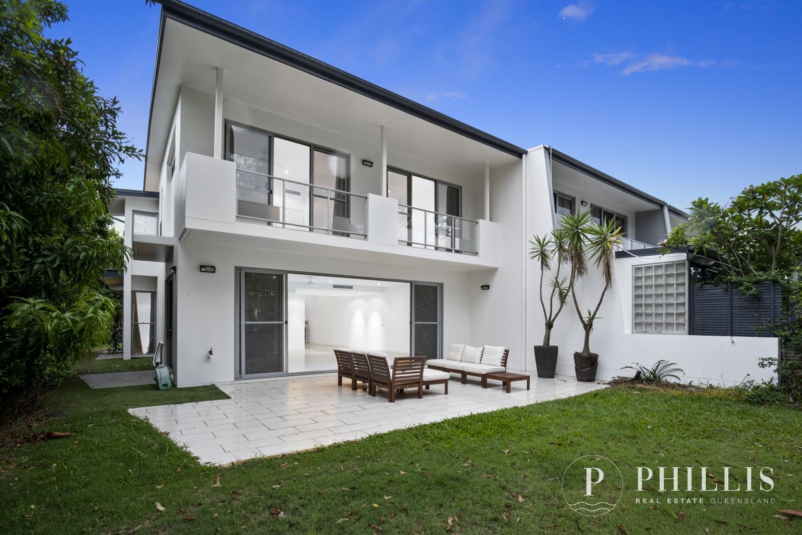 5228 Bay Hill Terrace, Sanctuary Cove QLD 4212, Image 2