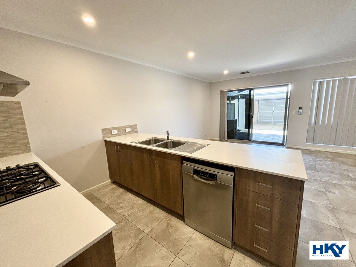 10 Yalmy Street, Brabham WA 6055, Image 1