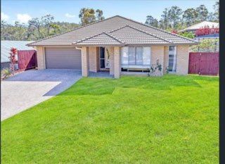 4 bedrooms House in 9 Bellflower Crescent MOUNT COTTON QLD, 4165