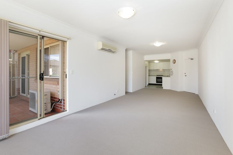 2/8-10 Fifth Avenue, Blacktown NSW 2148, Image 1
