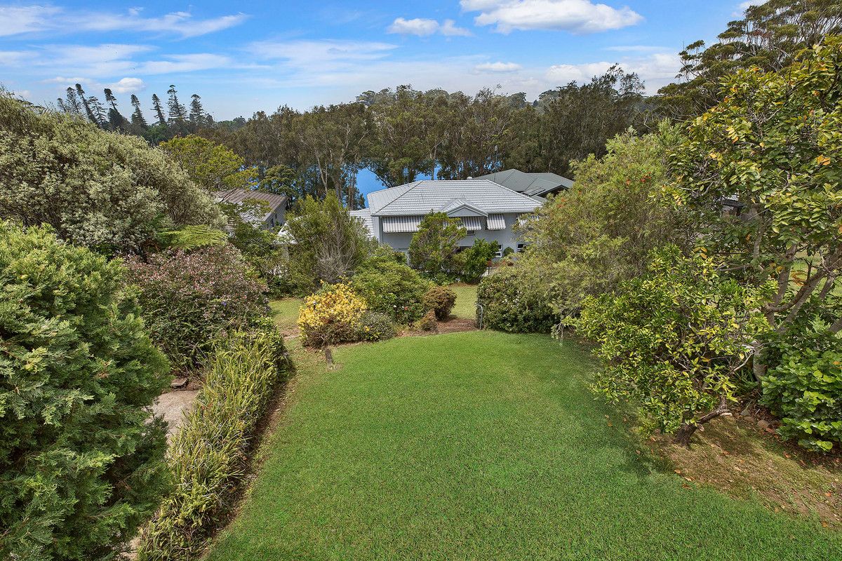 303 The Round Drive, Avoca Beach NSW 2251, Image 1