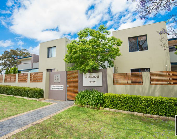 4/25B Ullapool Road, Applecross WA 6153