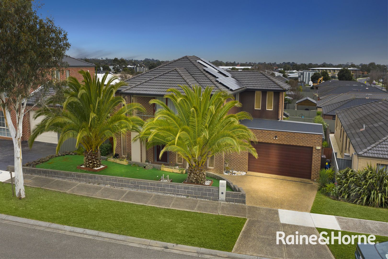 21 Wiltshire Avenue, Cranbourne East VIC 3977, Image 1