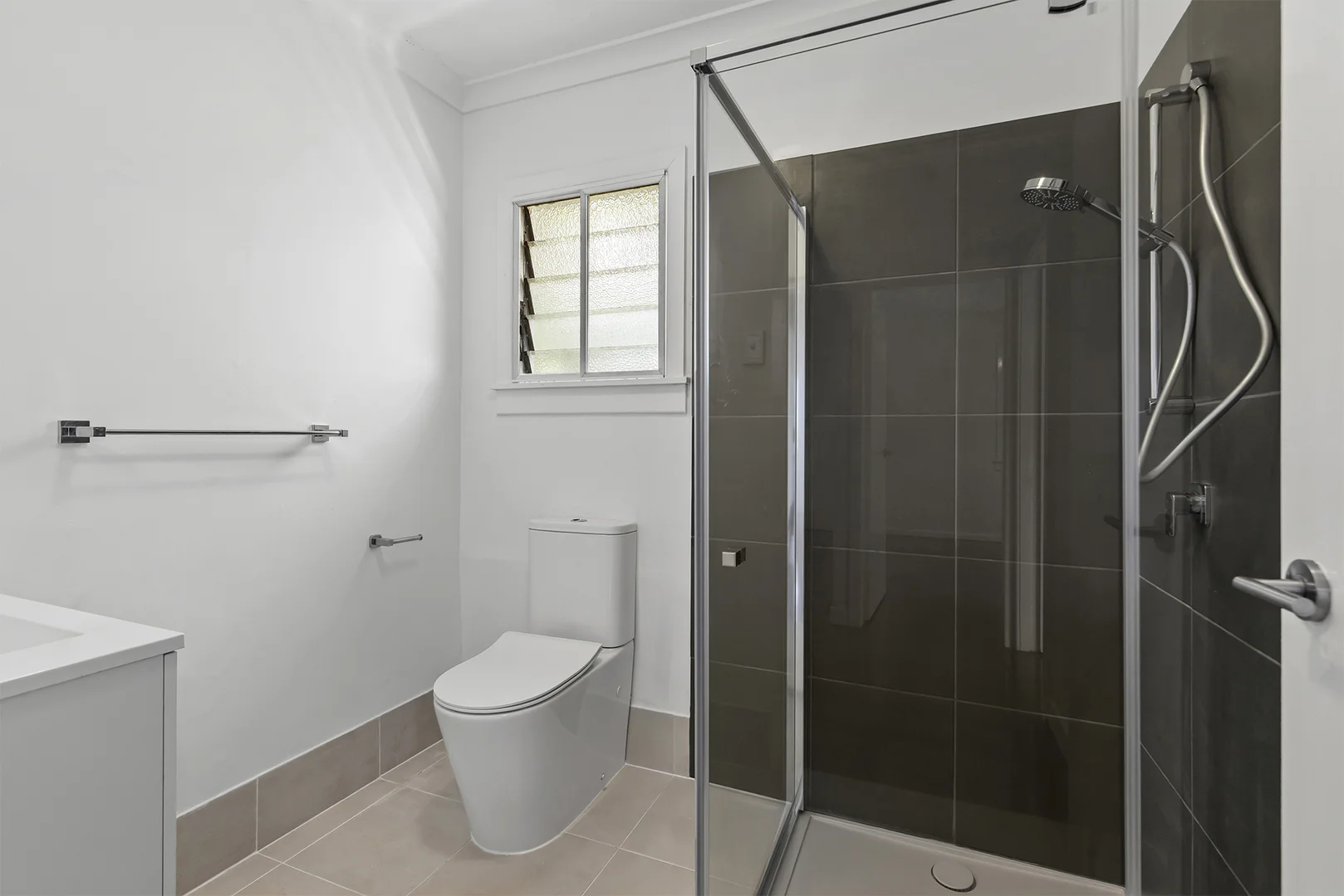 Additional image 6 of 4 & 5/198 Indooroopilly Road, St Lucia QLD 4067