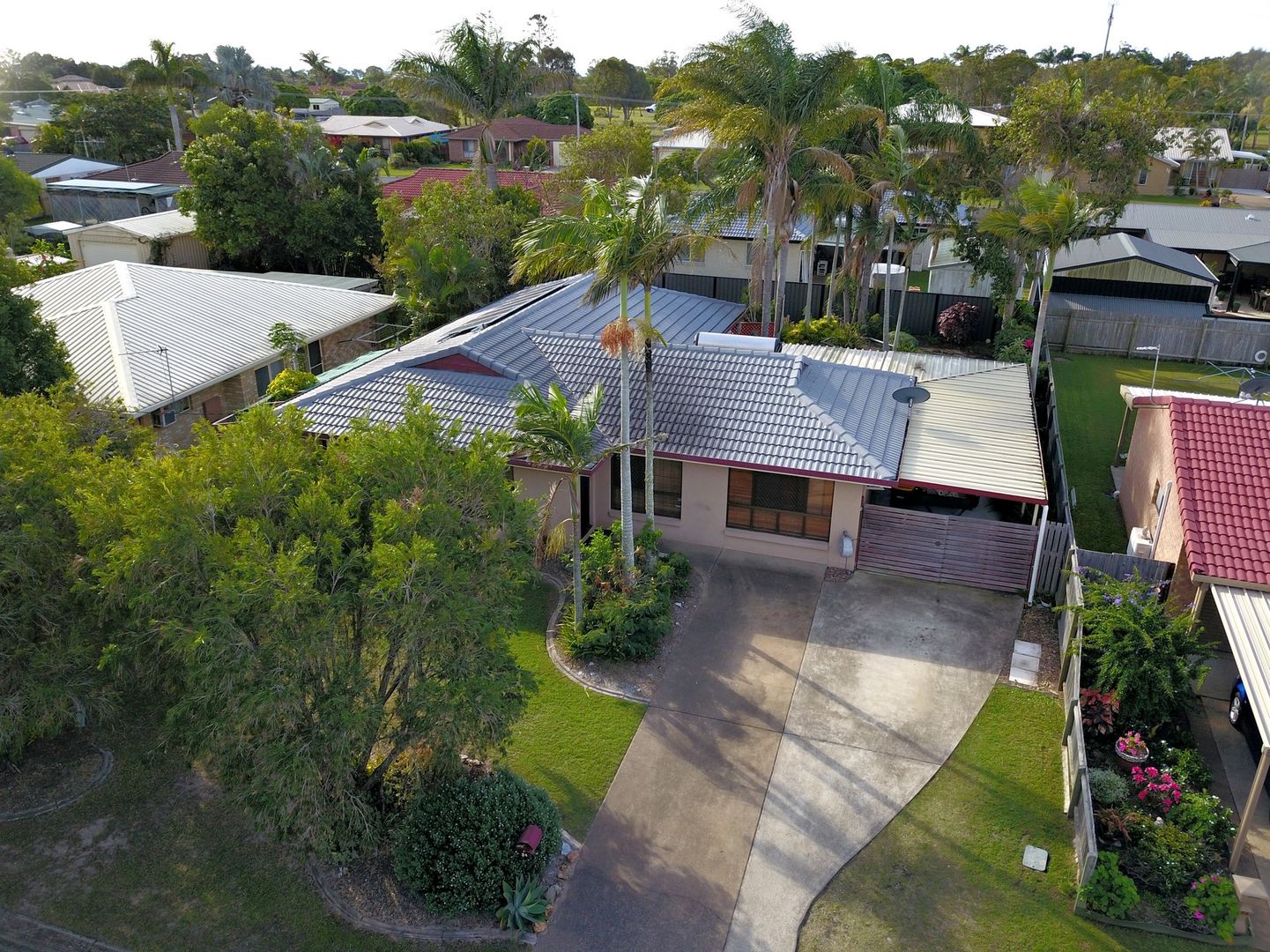 34 Sunset Crescent, Torquay QLD 4655, Image 1