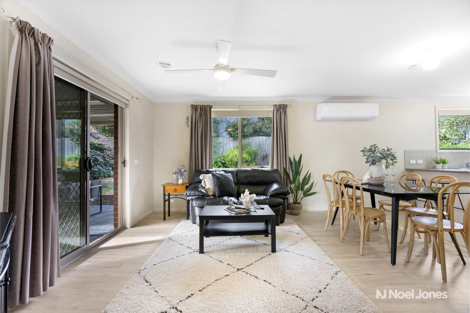 2/17 Birch Street, Bayswater VIC 3153, Image 1