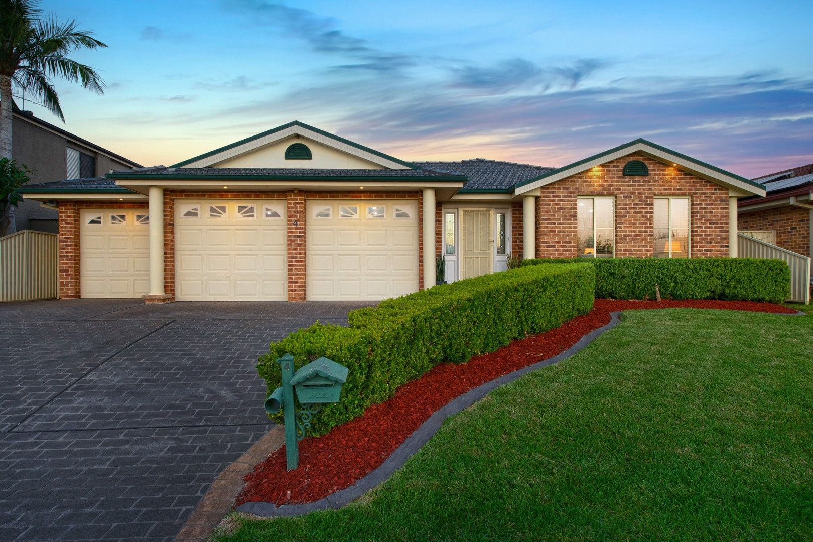 4 Caroona Way, Glenwood NSW 2768, Image 0