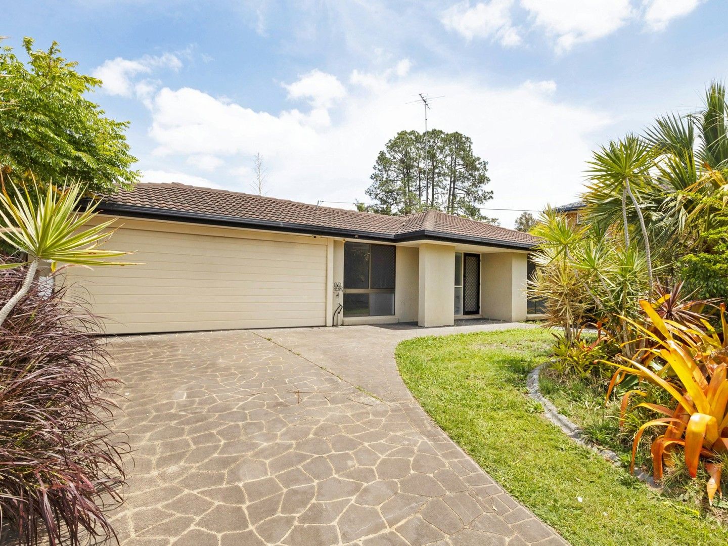 7 Forestglen Crescent, Browns Plains QLD 4118, Image 0