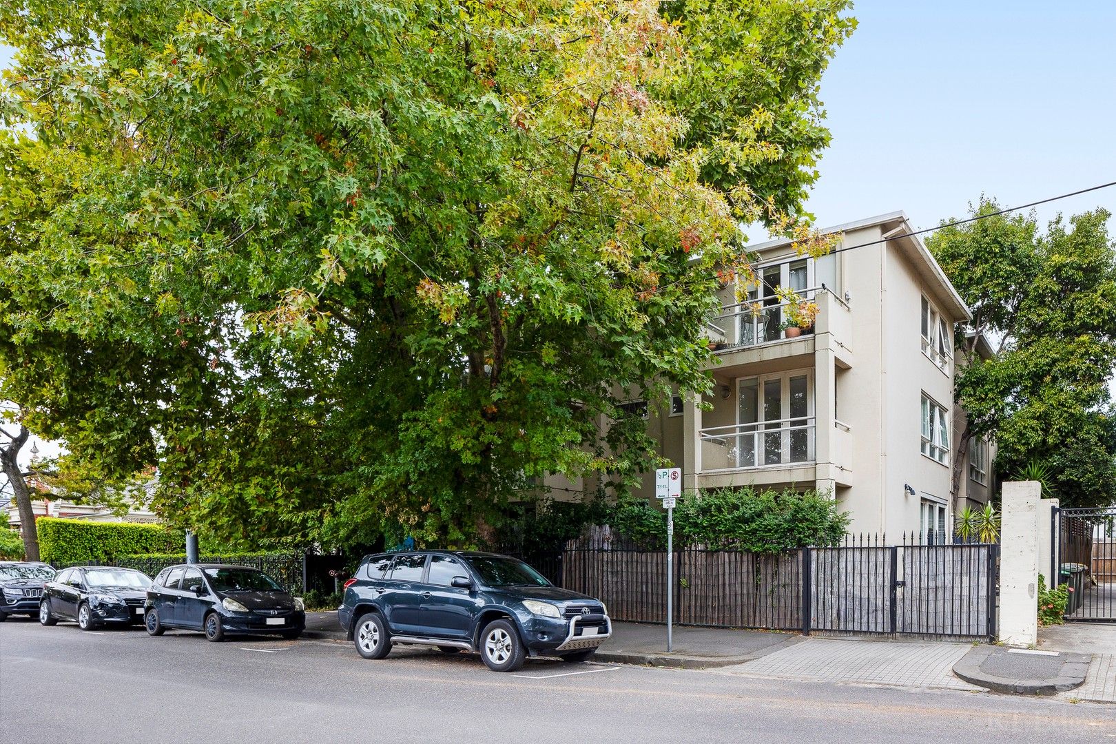 2/8 Pasley Street, South Yarra VIC 3141, Image 0