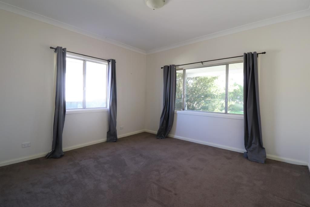 50 Murringo Street, Young NSW 2594, Image 2