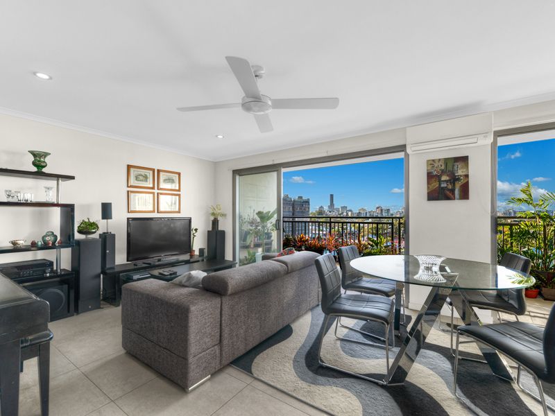 1803/67 Linton Street, Kangaroo Point QLD 4169, Image 0