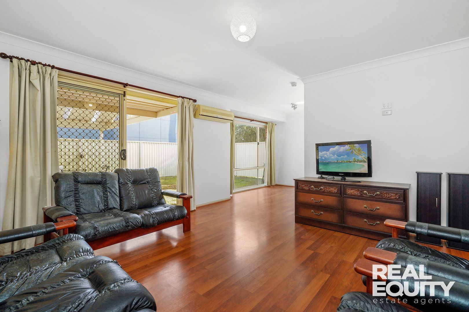 15 Collie Court, Wattle Grove NSW 2173, Image 1