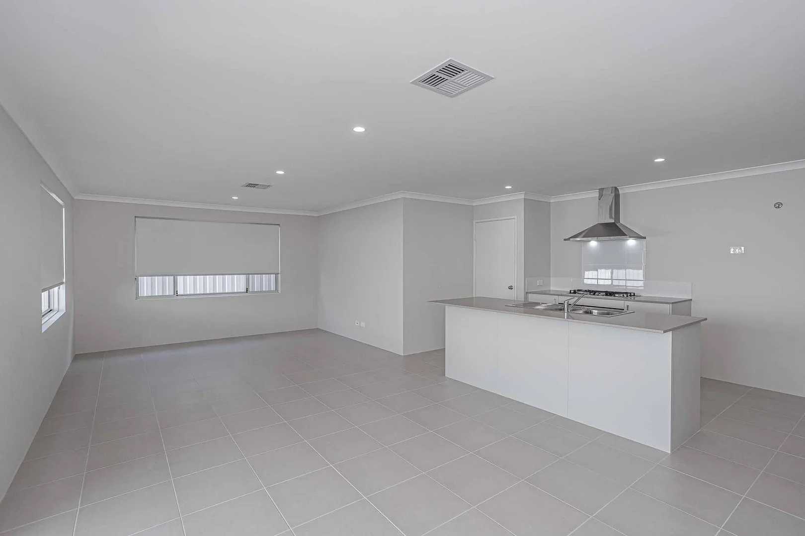 Additional image 18 of 28 Loutraki Crescent, Alkimos WA 6038