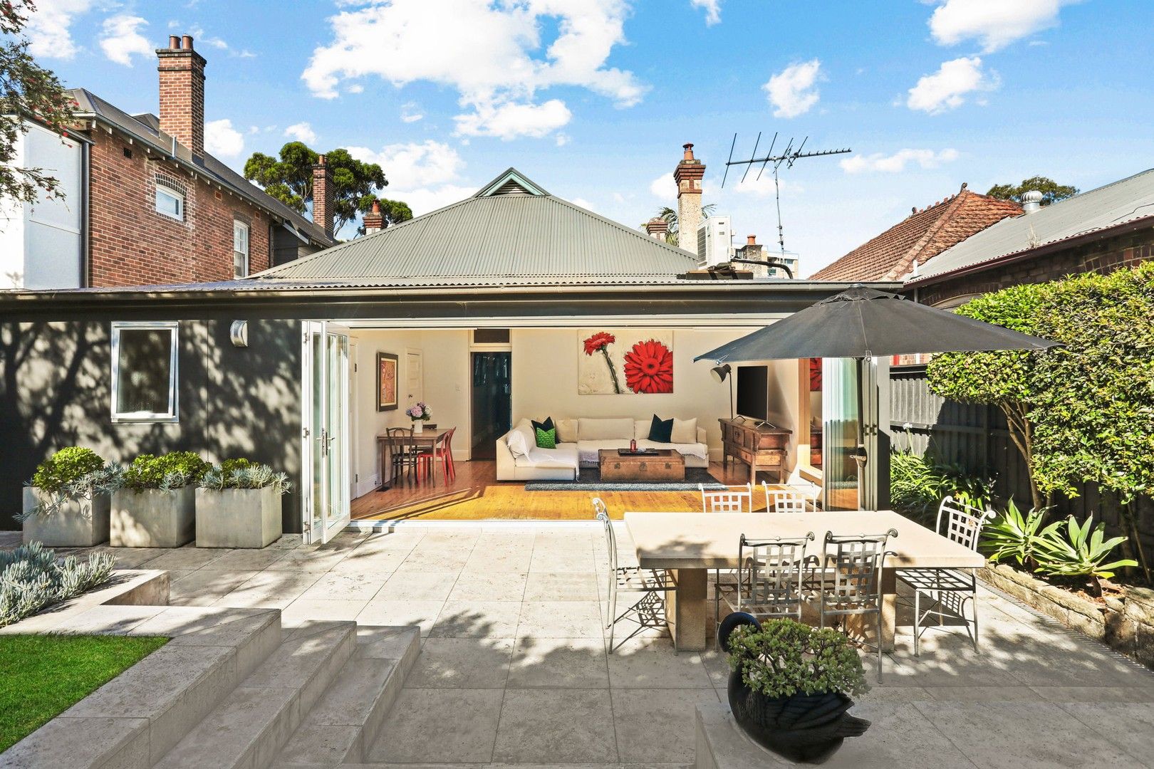 4 bedrooms House in 61 Sinclair Street WOLLSTONECRAFT NSW, 2065