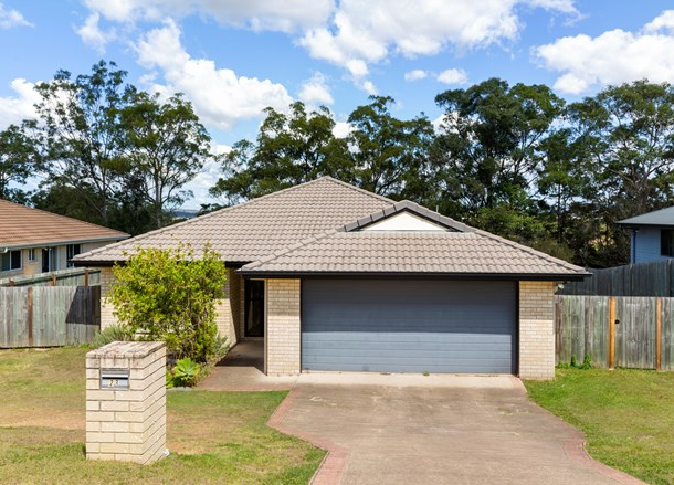 23 Barton Road, Victory Heights QLD 4570