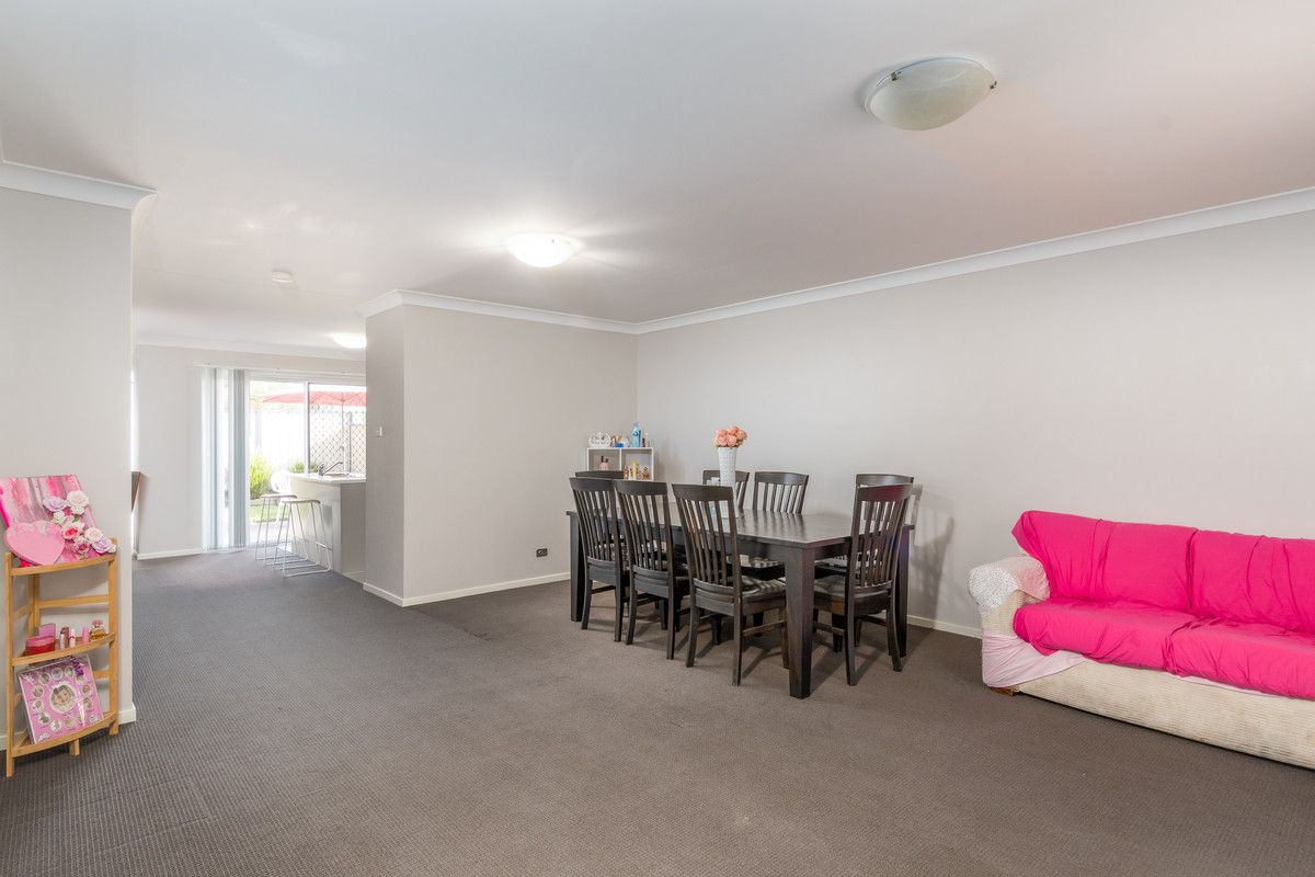 2/24 Zinfandel Circuit, Cessnock NSW 2325, Image 2