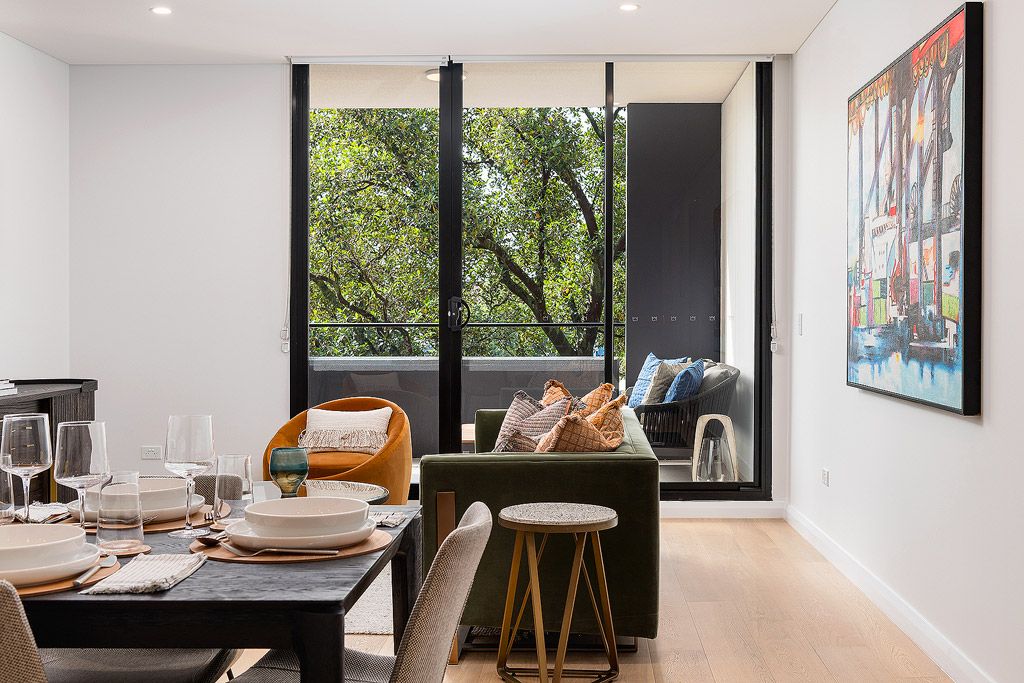 2 bedrooms Apartment / Unit / Flat in 160 Hawkesbury Road WESTMEAD NSW, 2145