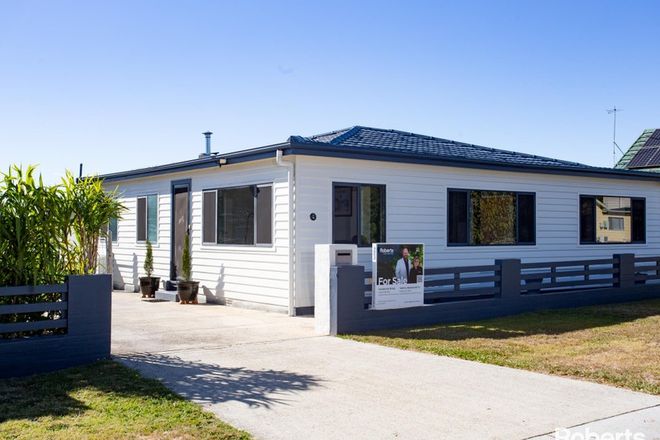 Picture of 16 Kitchener Avenue, BEAUTY POINT TAS 7270