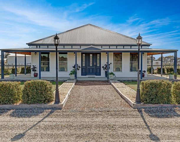 78 Dennis Road, Benalla VIC 3672