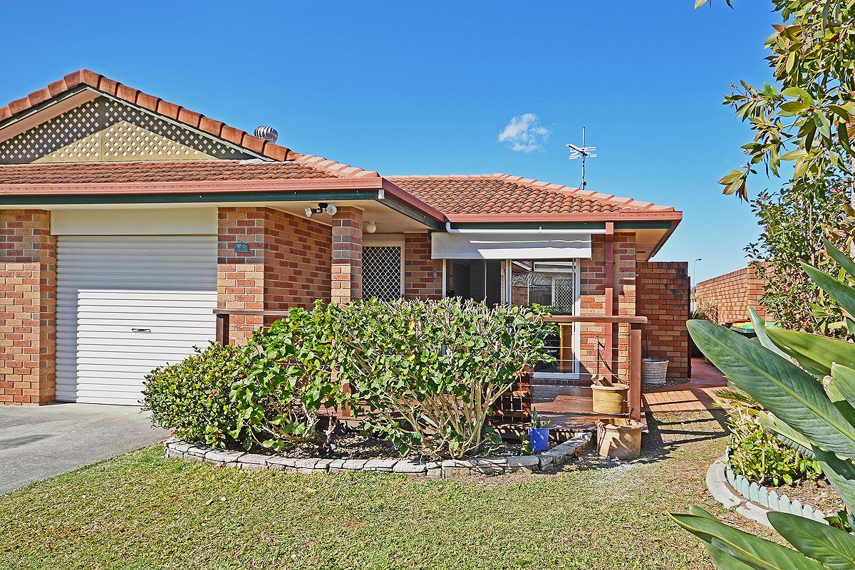 2/2 Covent Garden Way, Banora Point NSW 2486, Image 0