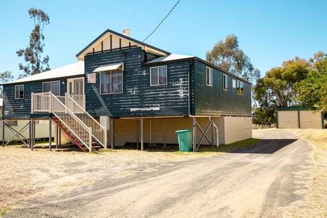 8 QUINTIN STREET, Roma QLD 4455, Image 0