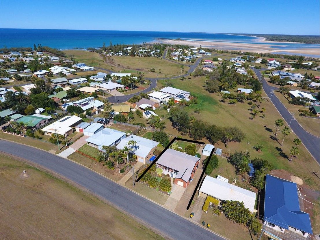 3 bedrooms House in 28 Moore Street ELLIOTT HEADS QLD, 4670