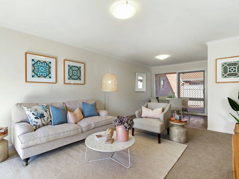 1/300 Elgar Road, Box Hill South VIC 3128, Image 2