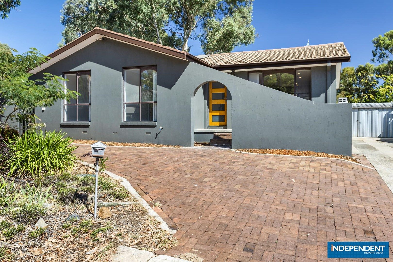 5 Selby Place, Charnwood ACT 2615, Image 2