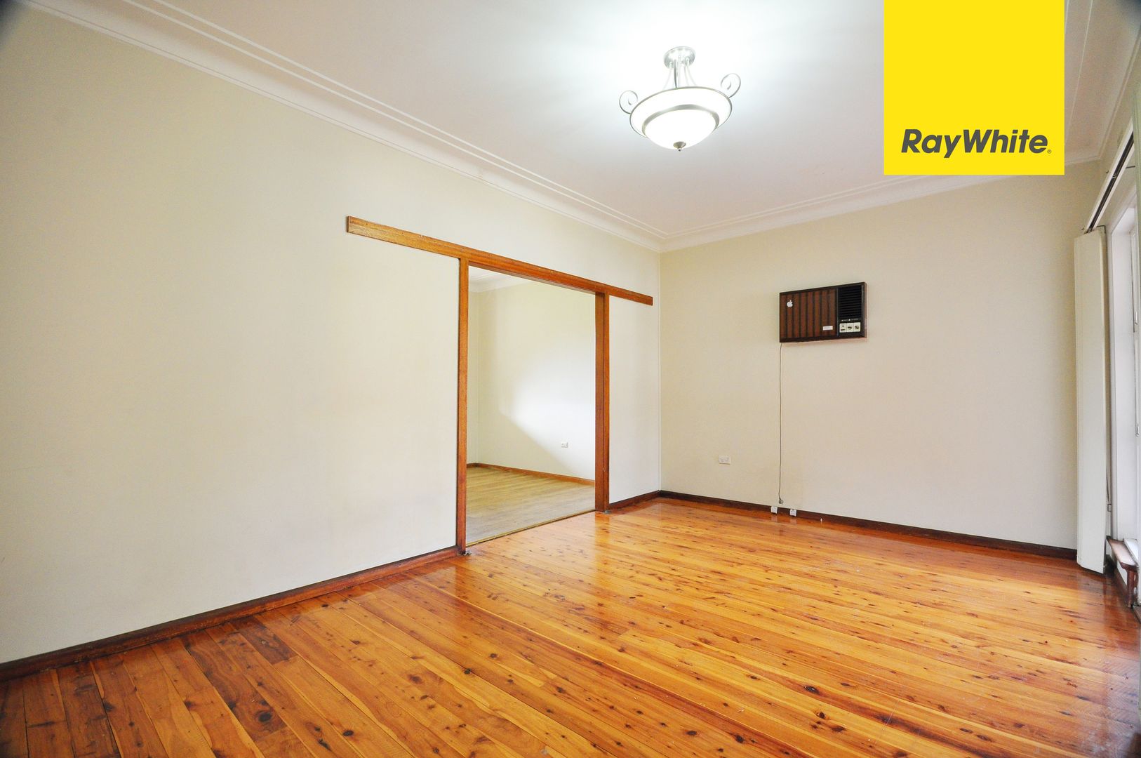 3 bedrooms House in 40 Ross Street NORTH PARRAMATTA NSW, 2151