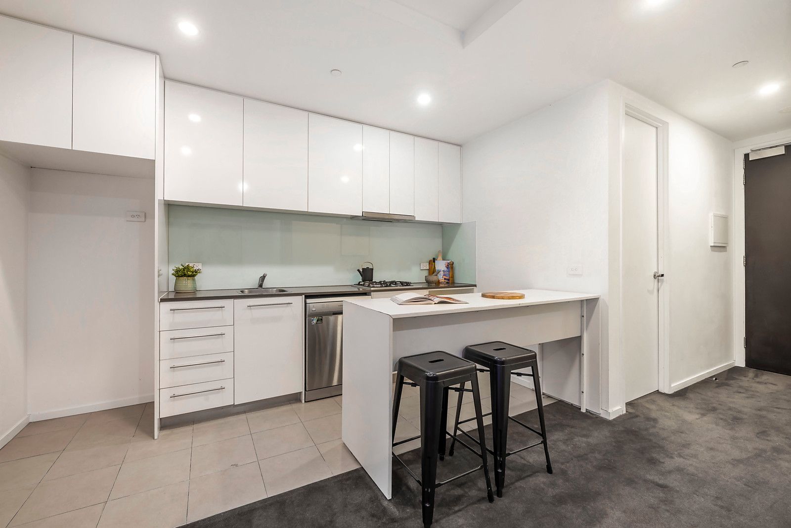 365/38 Mt Alexander Road, Travancore VIC 3032, Image 2