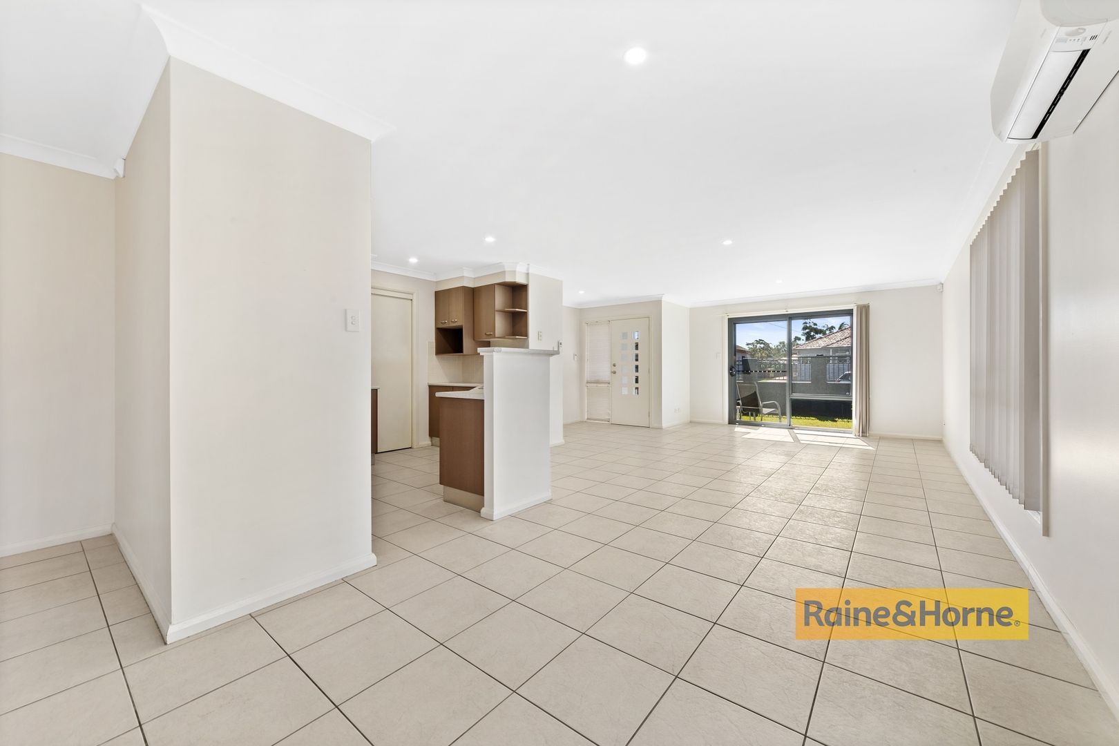 1/62 Ridge Street, Ettalong Beach NSW 2257, Image 2