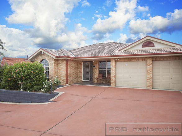 10 Tabor Close, Rutherford NSW 2320