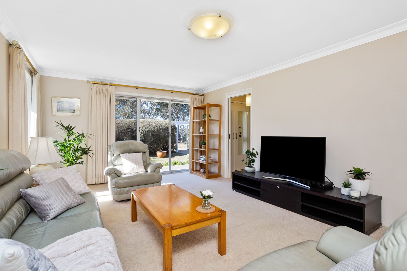 9 Sherwin Place, Melba ACT 2615, Image 2