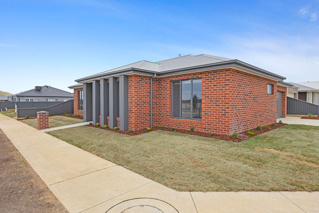 24 Scanlon Street, Lucas VIC 3350, Image 1