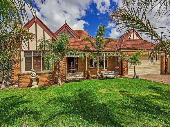 5 Thistle Court, Delahey VIC 3037