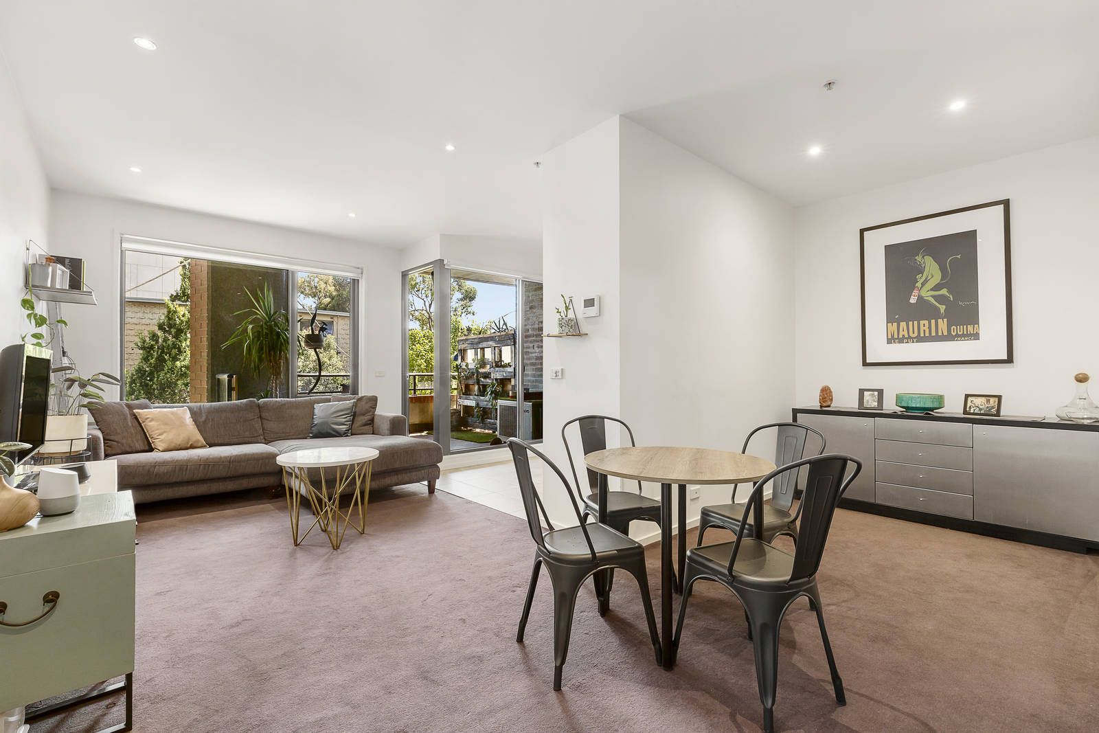 1 bedrooms Apartment / Unit / Flat in 106/3-7A Alma Road ST KILDA VIC, 3182