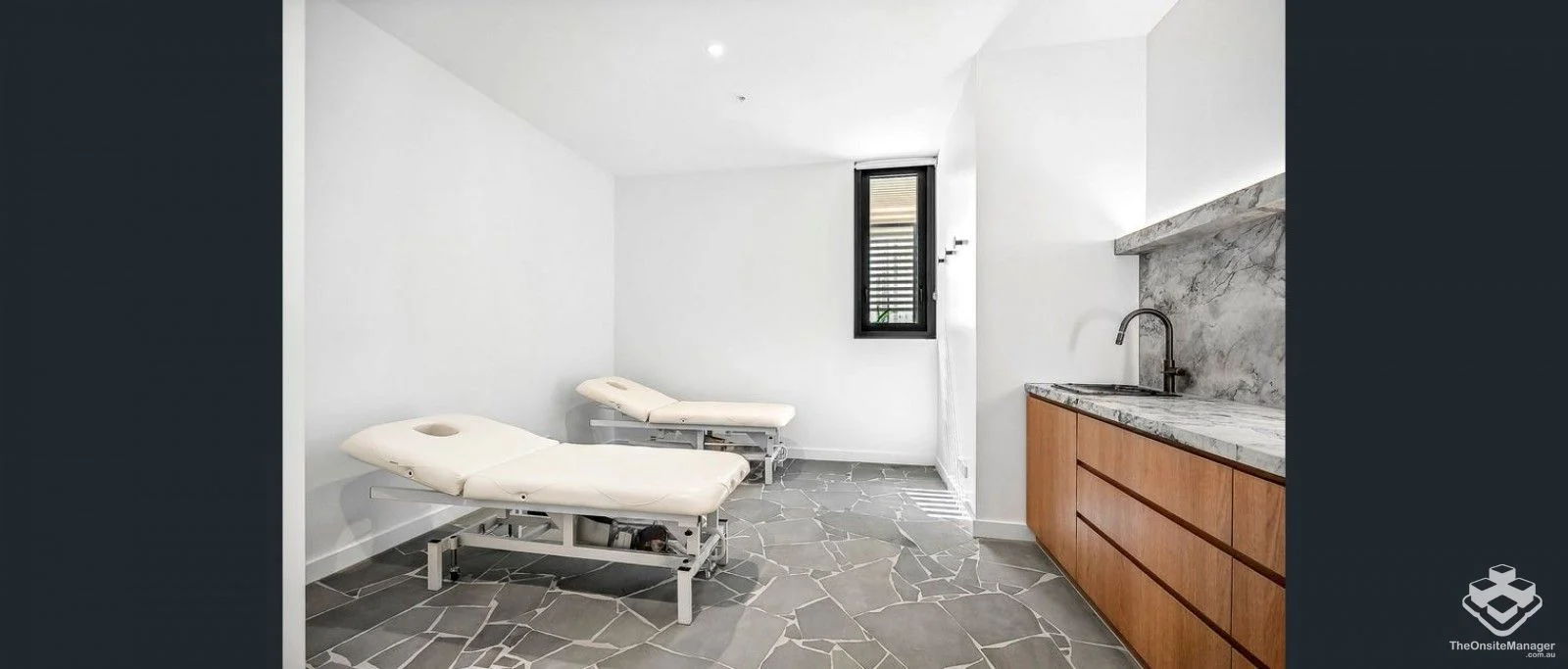 Additional image 6 of ID:21173803/25 Woodroffe Avenue, Main Beach QLD 4217