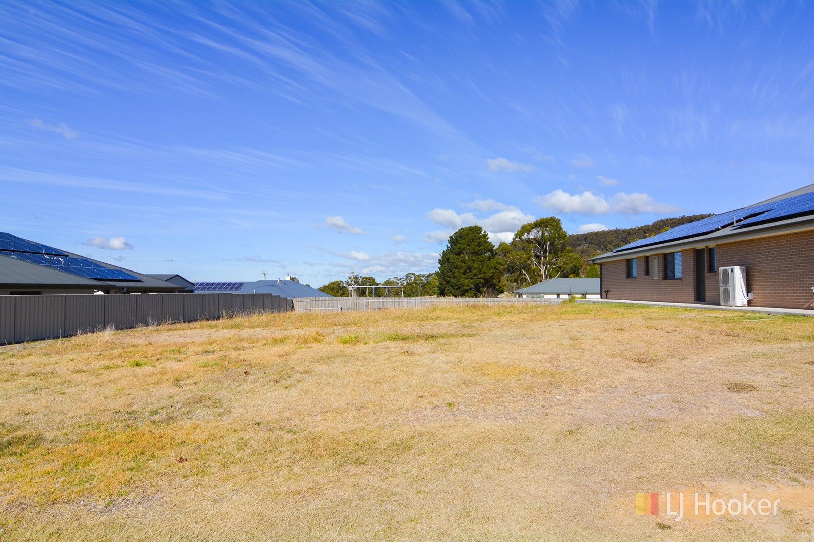 26 Surveyors Way, Lithgow NSW 2790, Image 0